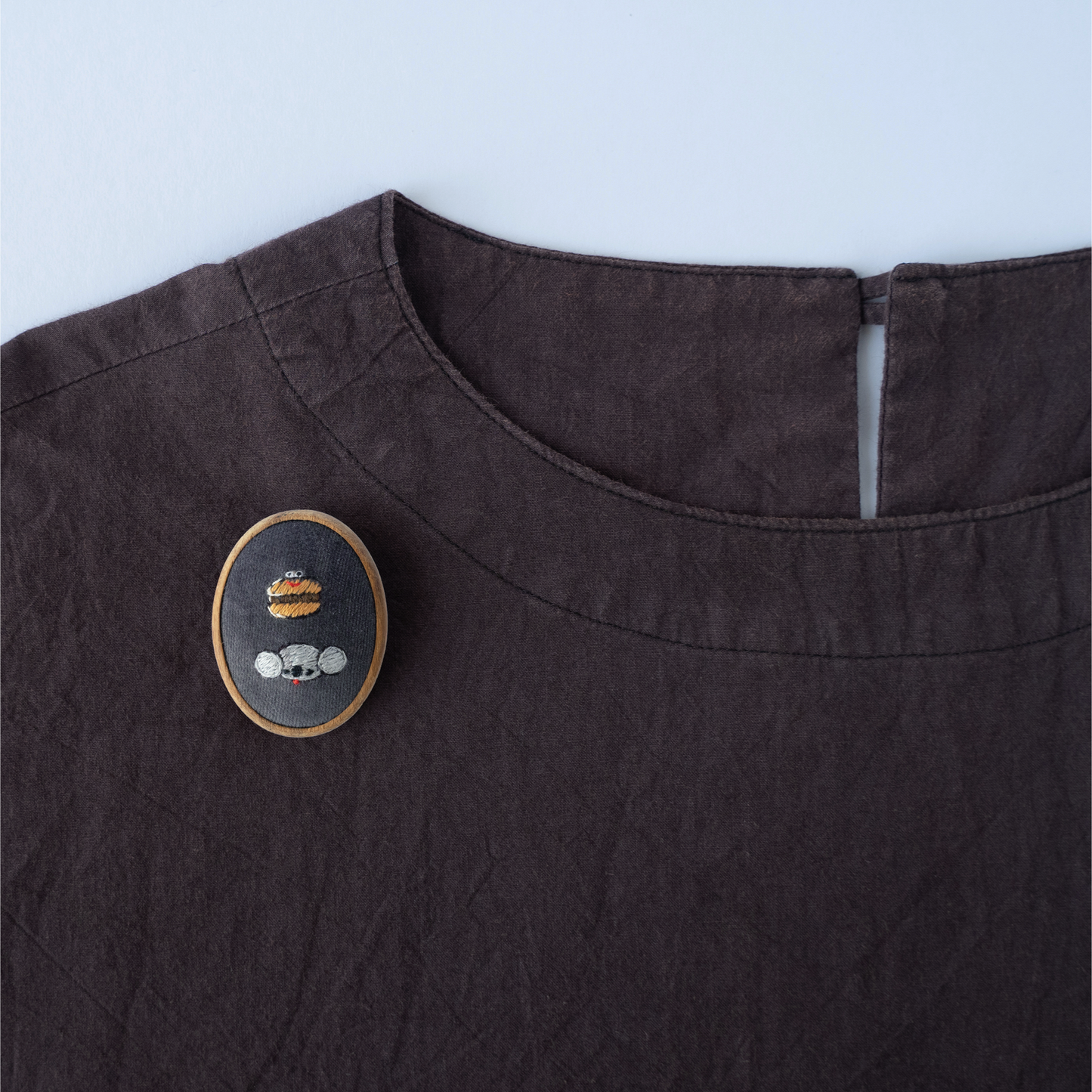 コアラのエイヴェリーとハンバーガーの妖精