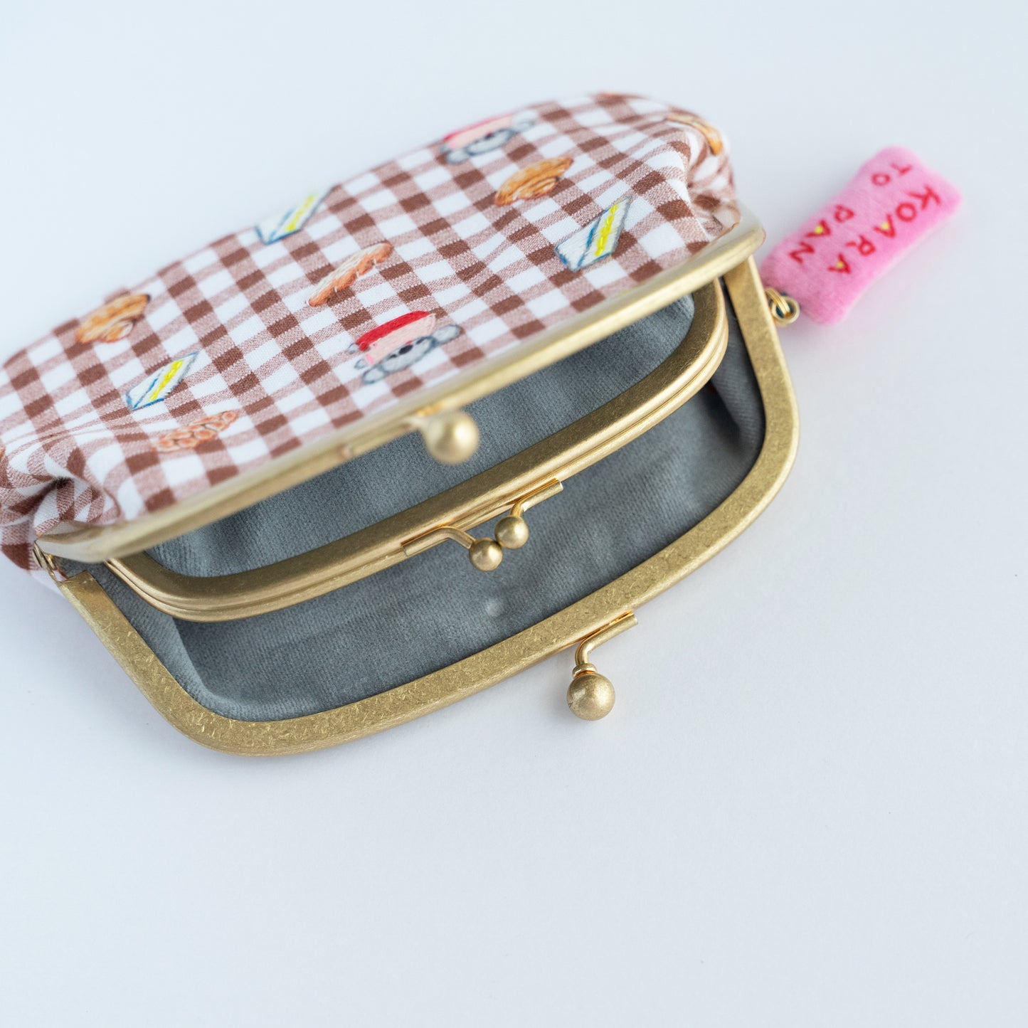 コアラと、ぱん